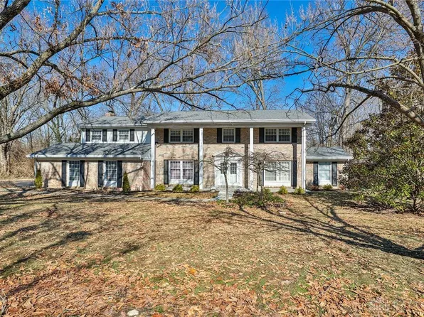 673 N Meadowcrest Cir, Cincinnati, OH 45231