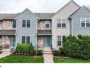 114 Knollwood Ct, Aston, PA 19014