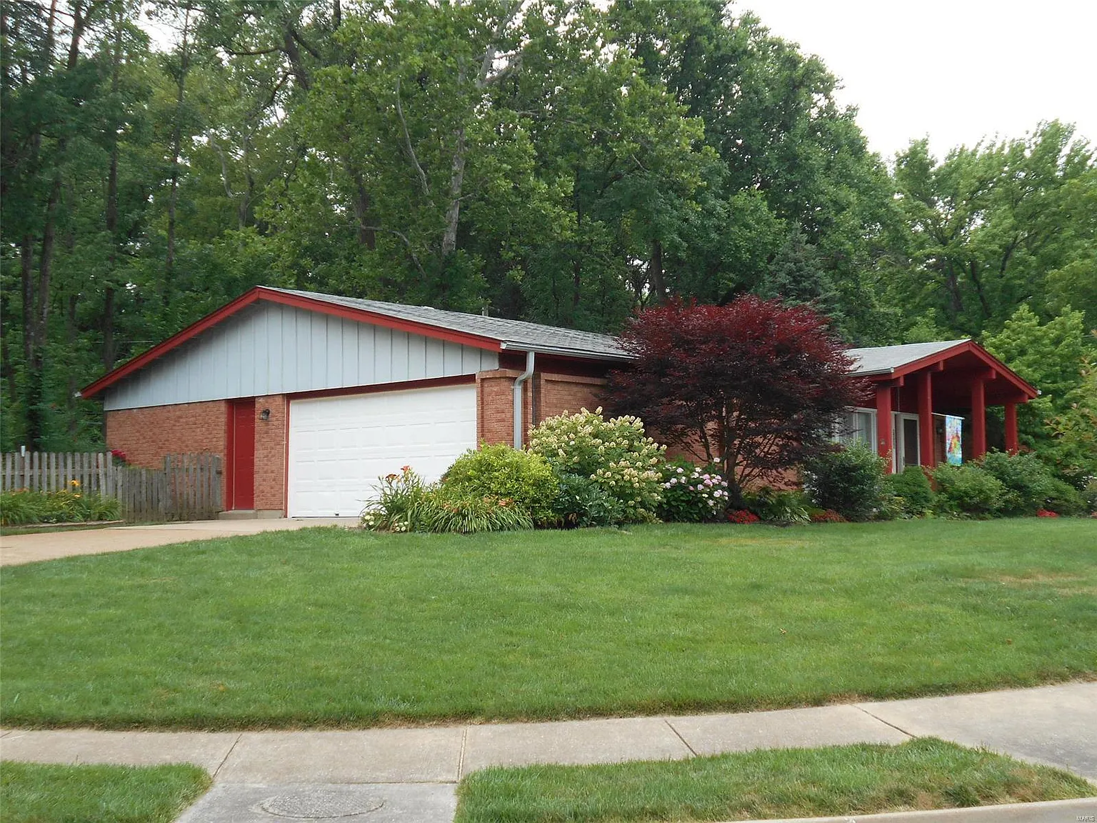 9025 Crest Oak Ln photo 1