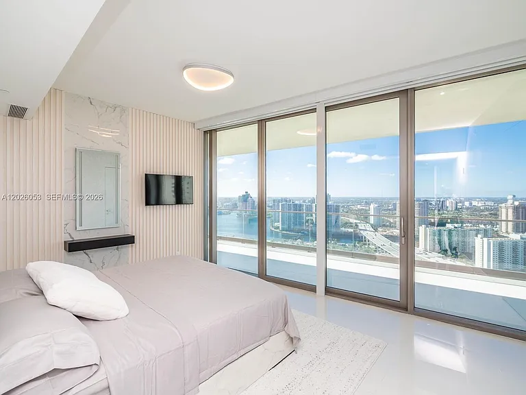 18975 Collins Ave #3105 — Photo 13
