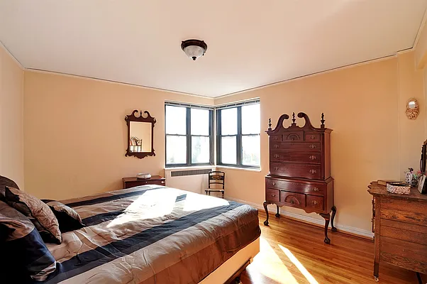 Sold by Corcoran | media 4