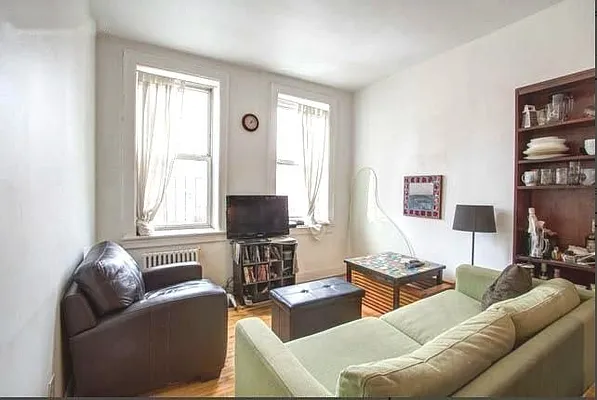 Rented by Bold New York | media 17