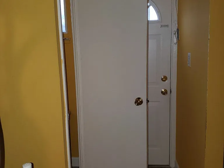 23755 Banbury Cir #1 — Photo 6
