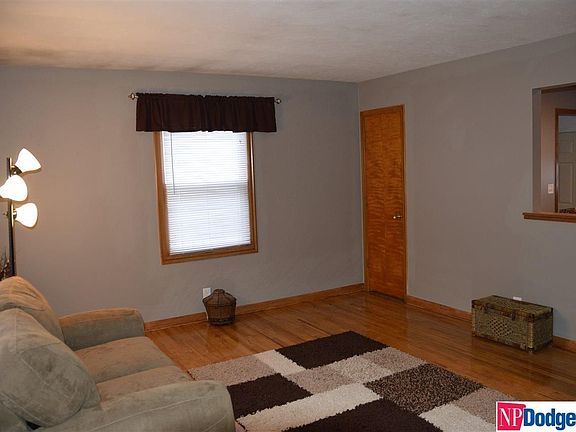 5th image of 1202 W 15th Ave