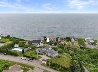 24 Arnold Ave, Plymouth, MA 02360