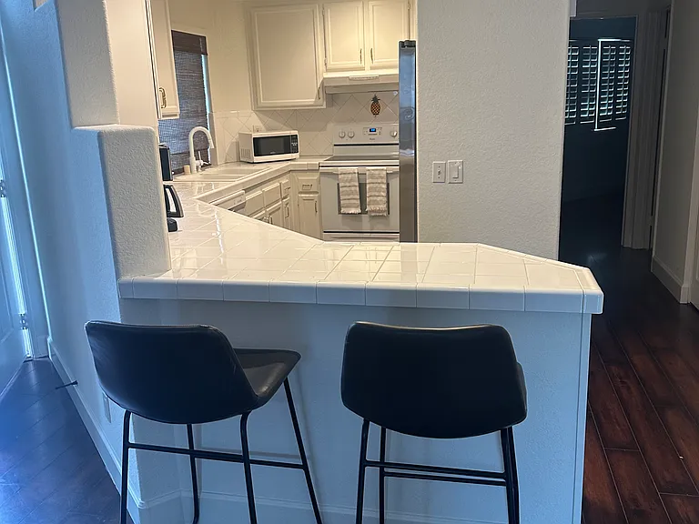 Kitchen with Microwave