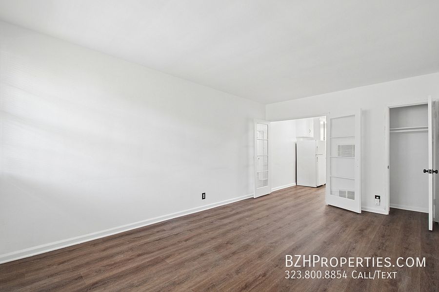 1st image of 4010 Los Feliz Blvd APT 7