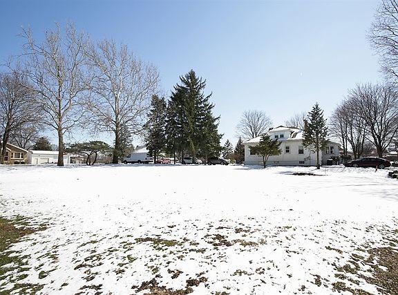 3rd image of 1146 S Church Ave