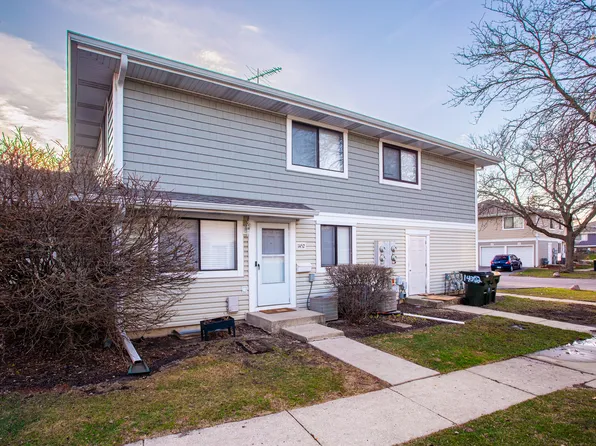 1452 Bear Flag Dr #1, Hanover Park, IL 60133