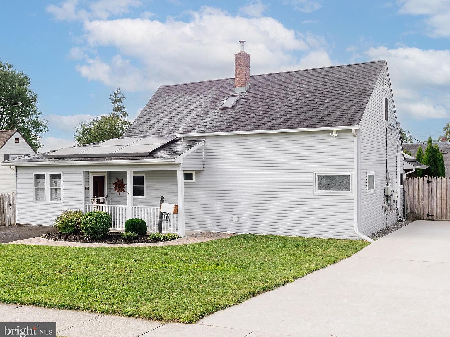 73 Ridge Ln, Levittown, PA 19055 | Zillow