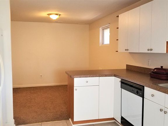 Dining room off the kitchen