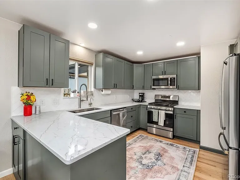 4510 Winona Ct — Photo 3