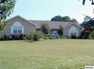 1455 Robert Ridge Rd, Sevierville, TN 37862