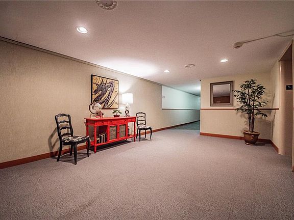 4th image of 18501 Hilliard Blvd APT 501
