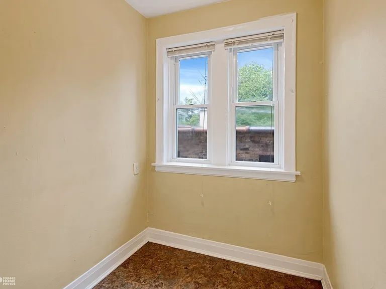 6726 N Bosworth Ave #1S — Photo 17