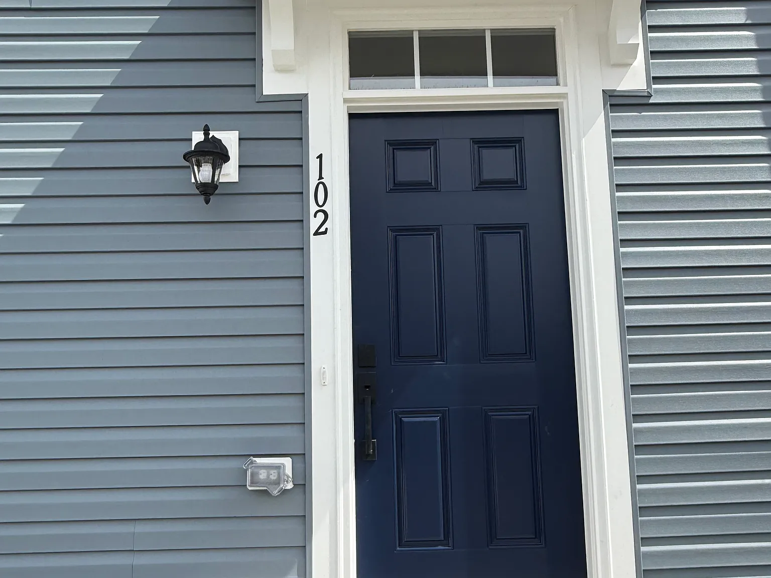 3 bed, 3.5 bath, 1660 sqft, $2,900 — Photo 3