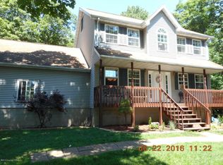 518 S Cortina Ct, Henryville, PA 18332