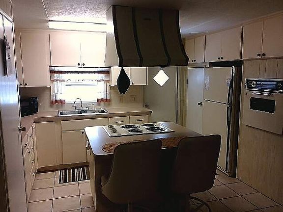 2nd image of 178 Dutchess Dr