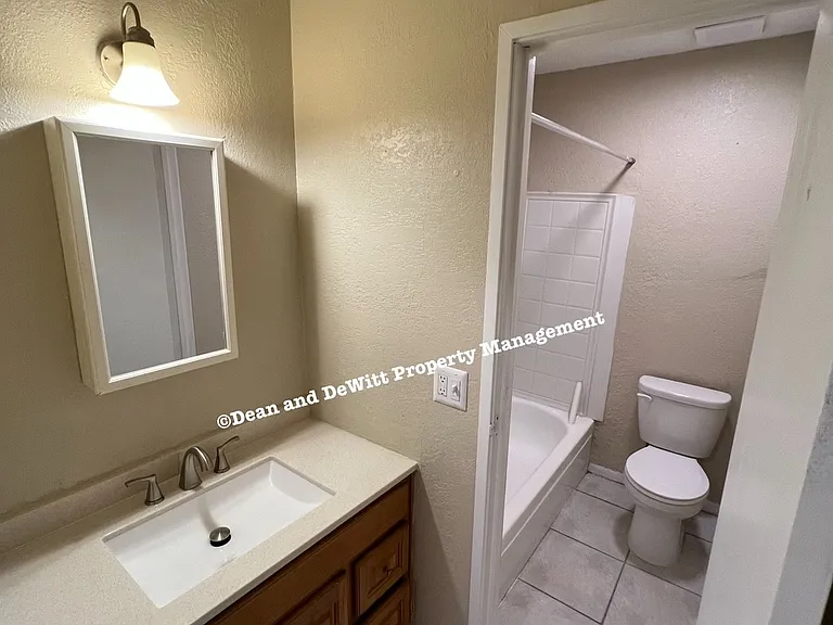 334 48th Ave N #228 — Photo 8