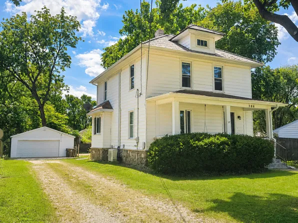 308 E Washington St, Ashkum, IL 60911