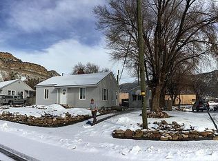 600 Parkway St, East Carbon, UT 84520