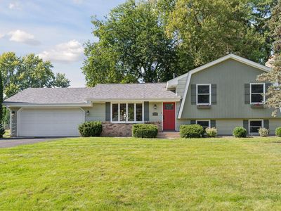 9917 Brookside Cir, Bloomington, MN, 55431