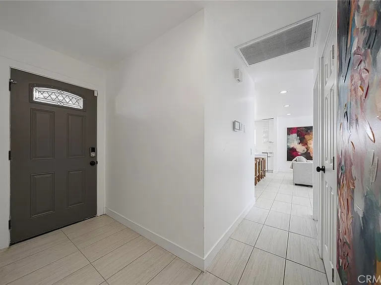 373 W Avenida Cerca — Photo 5