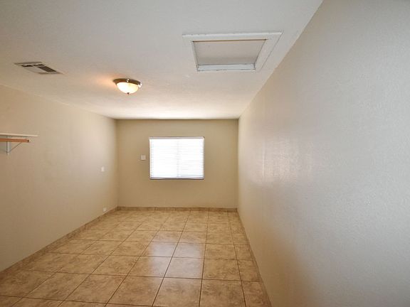 5th image of 501 E Franklin Ave