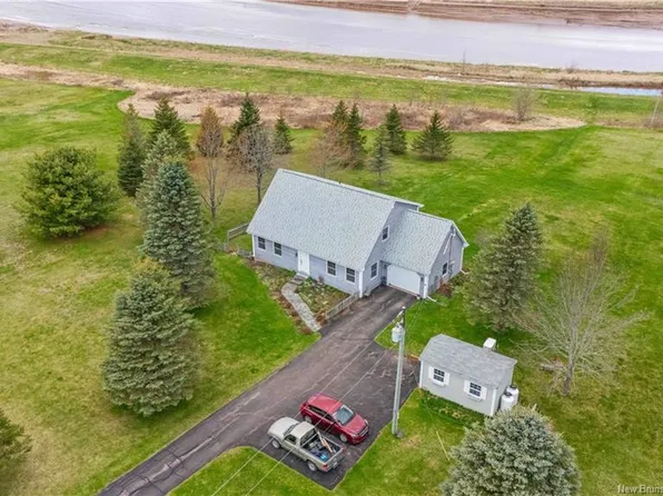 1373 Route 112, Riverview, NB E1J 1X4