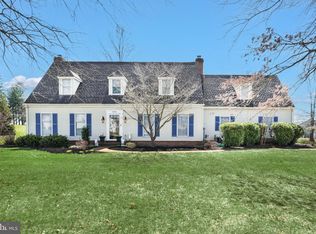 1575 Greenbriar Rd, York, PA 17404