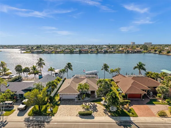 626 Cape Coral Pkwy W, Cape Coral, FL 33914