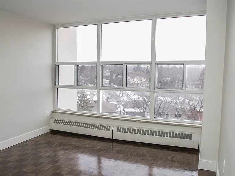 2250 Homelands Dr — Photo 10