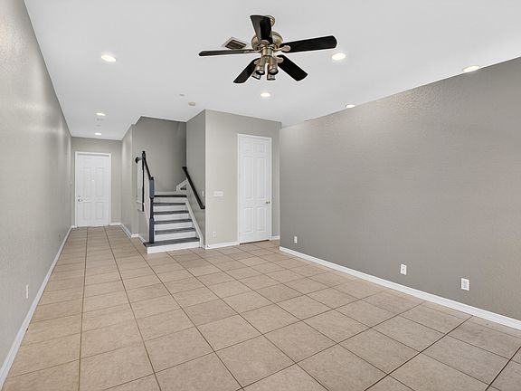 5th image of 51 Lancaster Road