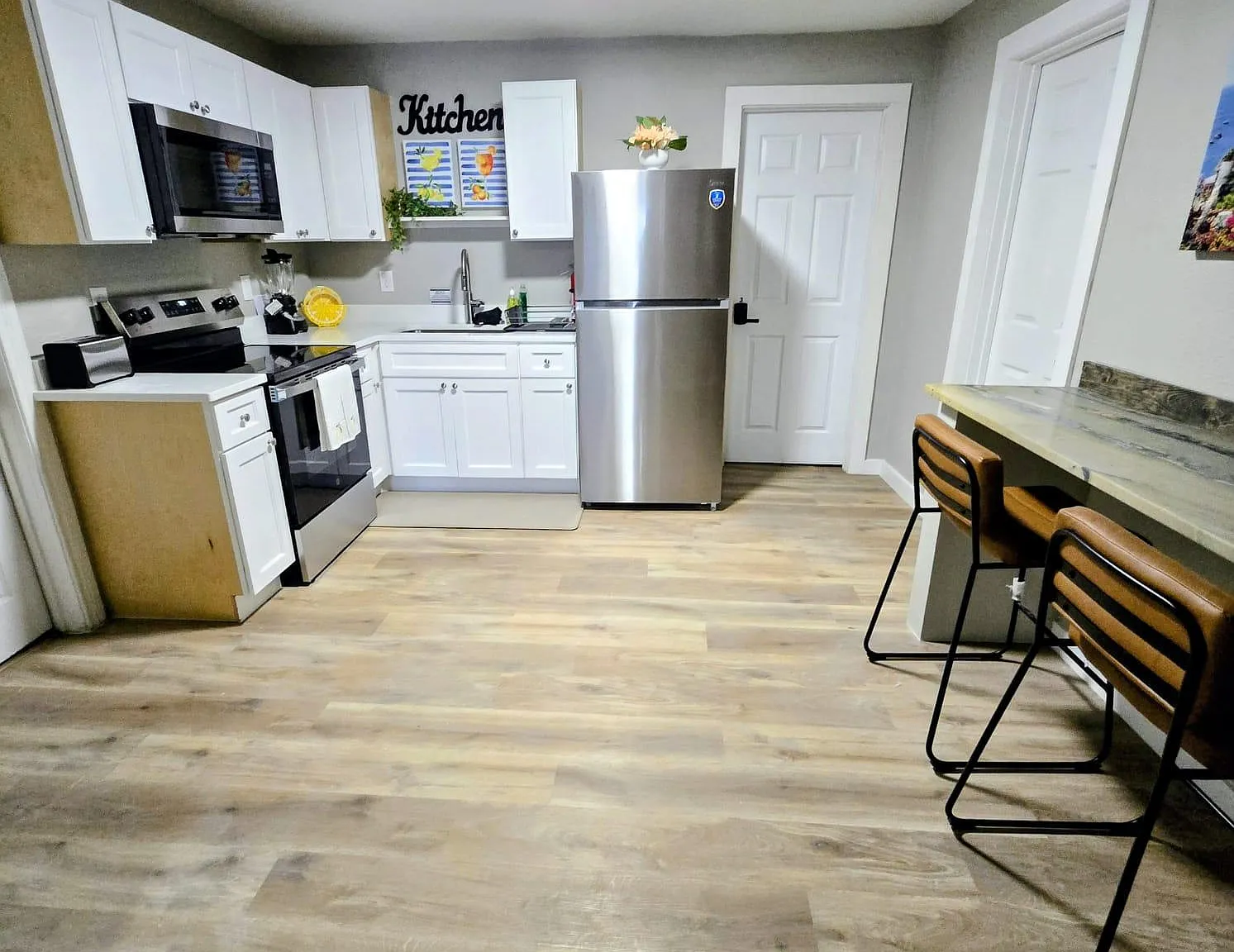 4 bed, 5.0 bath, 1496 sqft, $1,044 — Photo 3