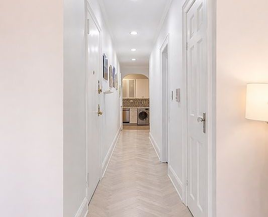 4th image of 109 W 82nd St APT 2A