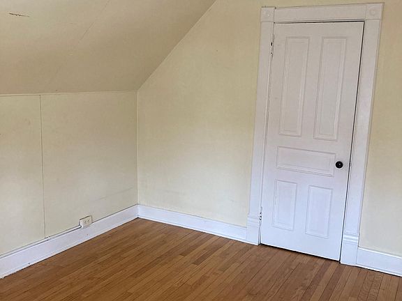 5th image of 2446 N Bartlett Ave #A