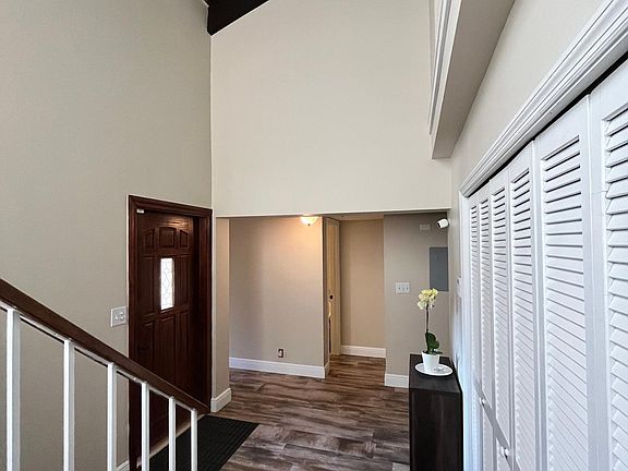 2nd image of 9050 Jacaranda Ln APT 4