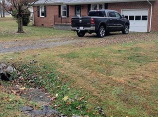 273 W Grove Dr, Murray, KY 42071