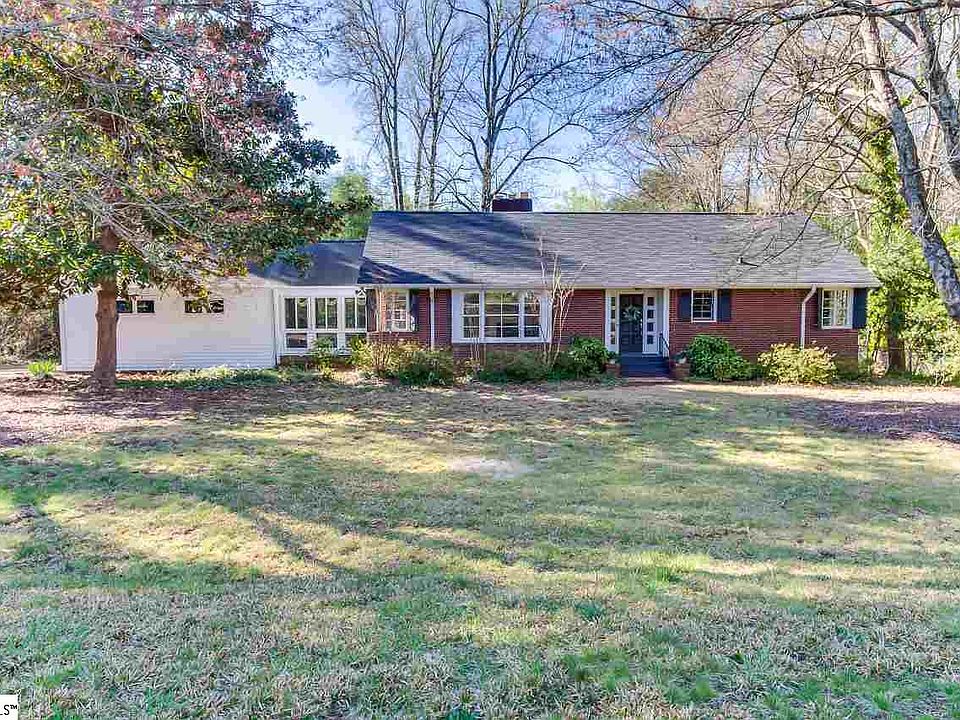1st image of 9 Hillandale Cir
