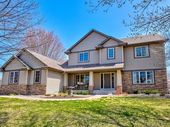 2847 White Eagle Dr, Woodbury, MN 55129