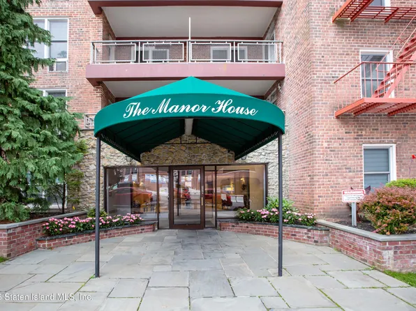 24120 Northern Blvd APT 5E, Douglaston, NY 11362