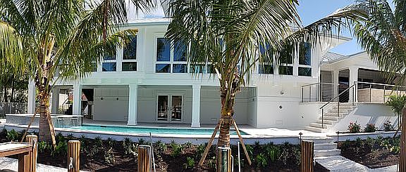 2nd image of 760 Plantation Ct