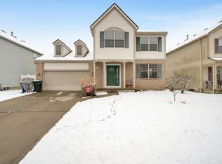 3876 Highland Bluff Dr, Groveport, OH 43125