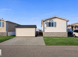 514 Maple Wood Cres NW, Edmonton, AB T6P0A9