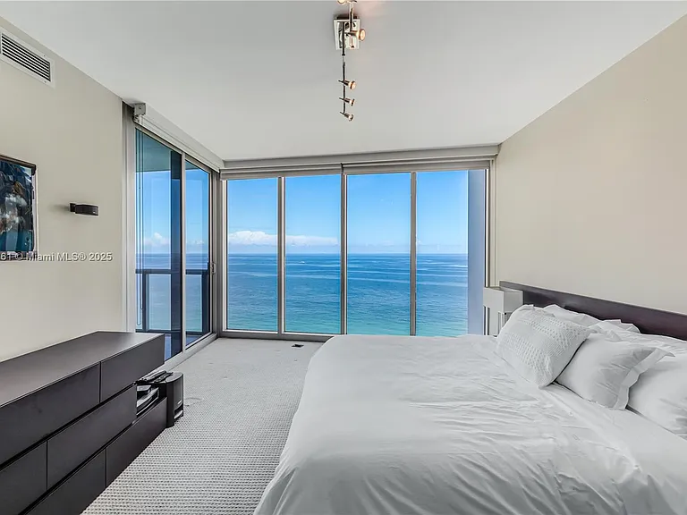 17001 Collins Ave #2508 — Photo 14