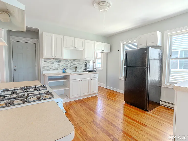 53-55 Davis Ave #B — Photo 5