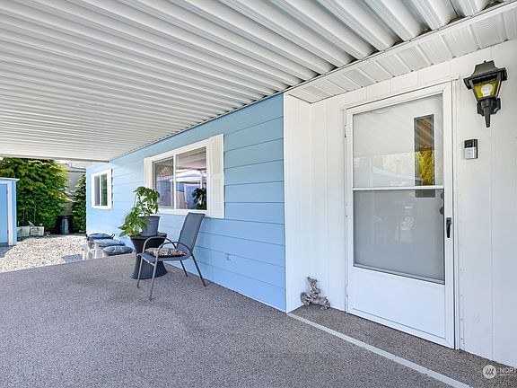 3rd image of 1200 Lincoln Street #274