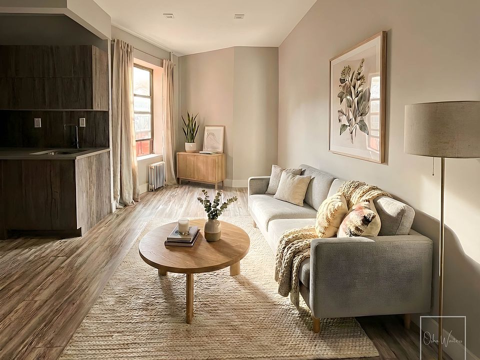 1st image of 411 E 118th St APT 32