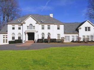 950 Towlston Rd, Mclean, VA 22102