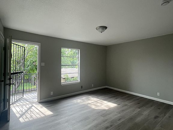 2nd image of 1723 W Mayfield Blvd APT 6